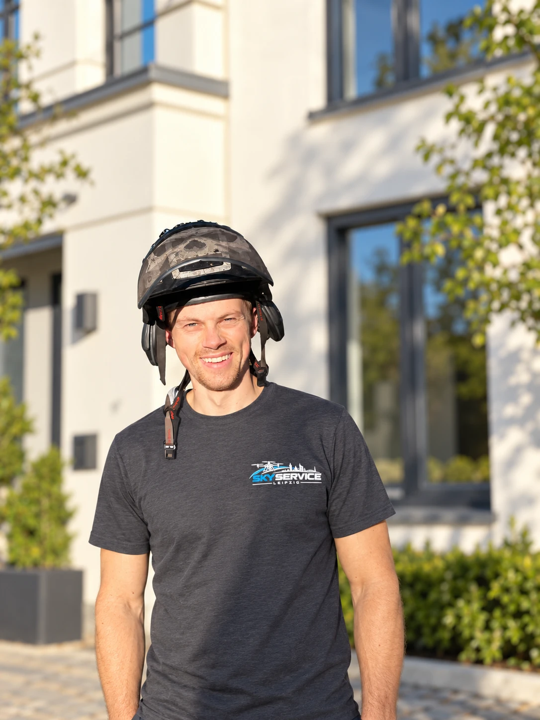 Robert – Drohnenpilot bei SkyService Leipzig